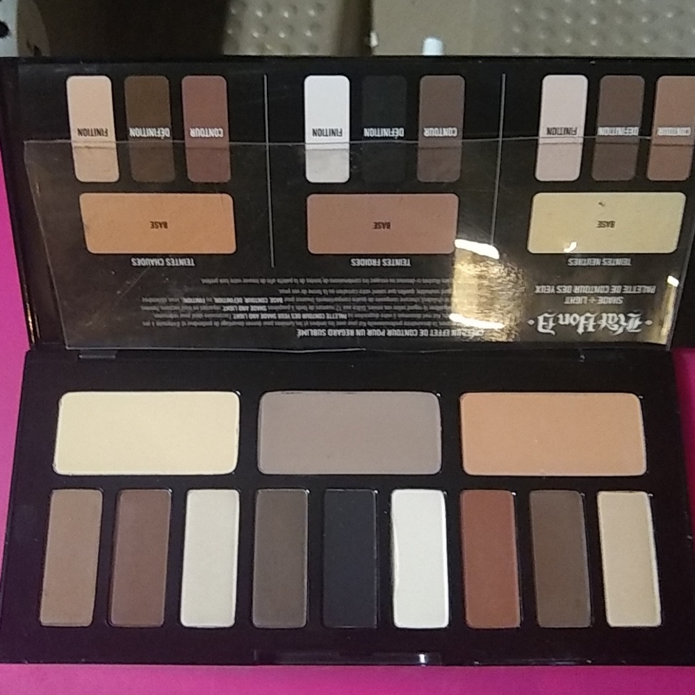 Makeup - Picture 4 of 4